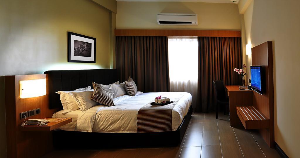 Bendahara Hotel @ Malacca City Экстерьер фото