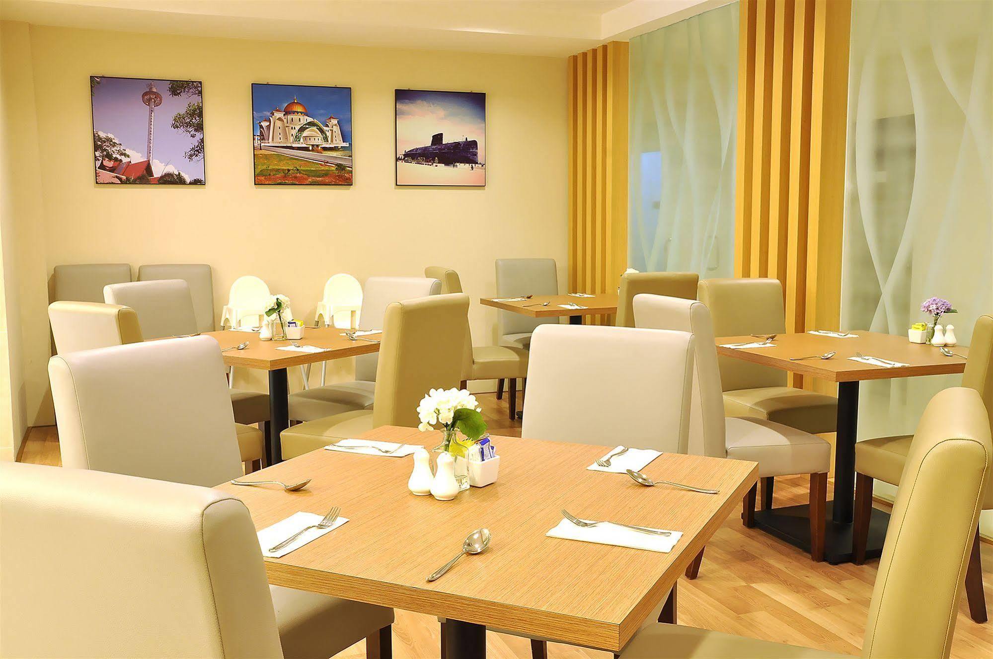 Bendahara Hotel @ Malacca City Экстерьер фото